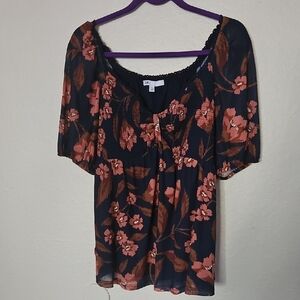 Nwts Floral Print Women's Top Size M.